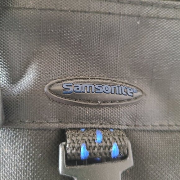 SAMSONITE JOURNEY 4 POCKET MEDIUM CAMERA PHOTO BAG BLUE/BLACK ADJUSTABLE. STRAP - Picture 2 of 13